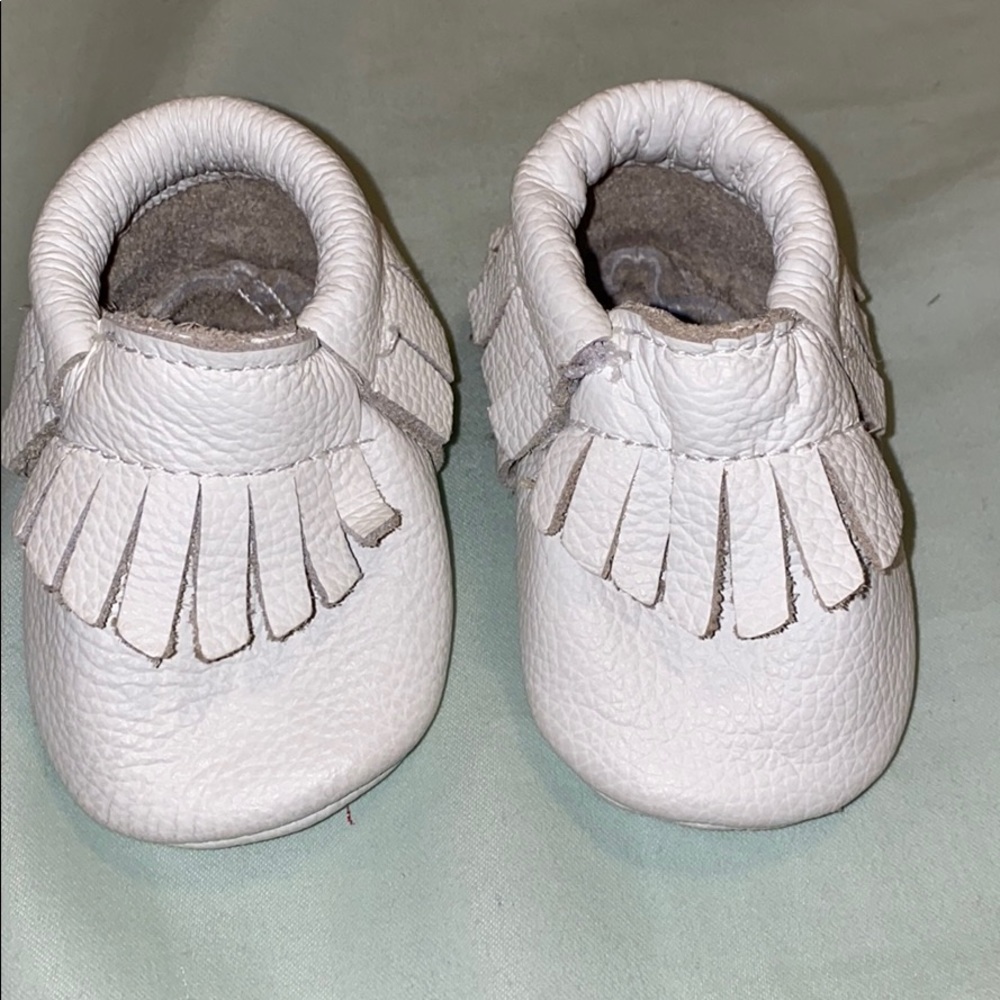 Bird Rock Baby size 2 White Moccasins